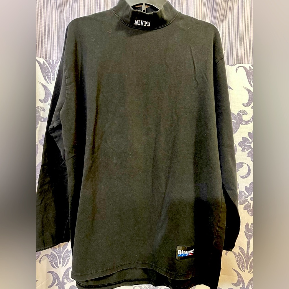 GUC‎ NLVPD Men's Layering Black Long Sleeves Size Large